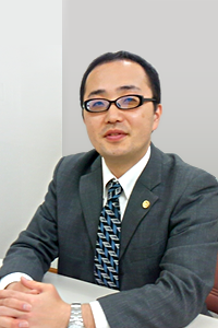 弁護士 吉田 玲英(よしだ あきひで)